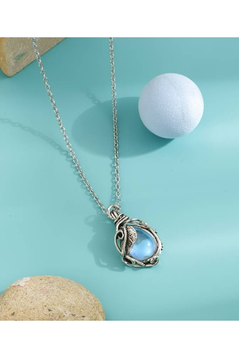 Vintage%20Yaprak%20Detaylı%20Damla%20Kolye