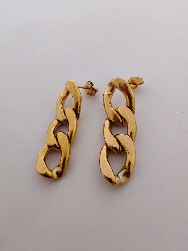 316L%20Paslanmaz%20Çelik%20Küpe%20–%20Kararma%20Yapmaz,%20Antialerjik%20Kadın%20Küpe