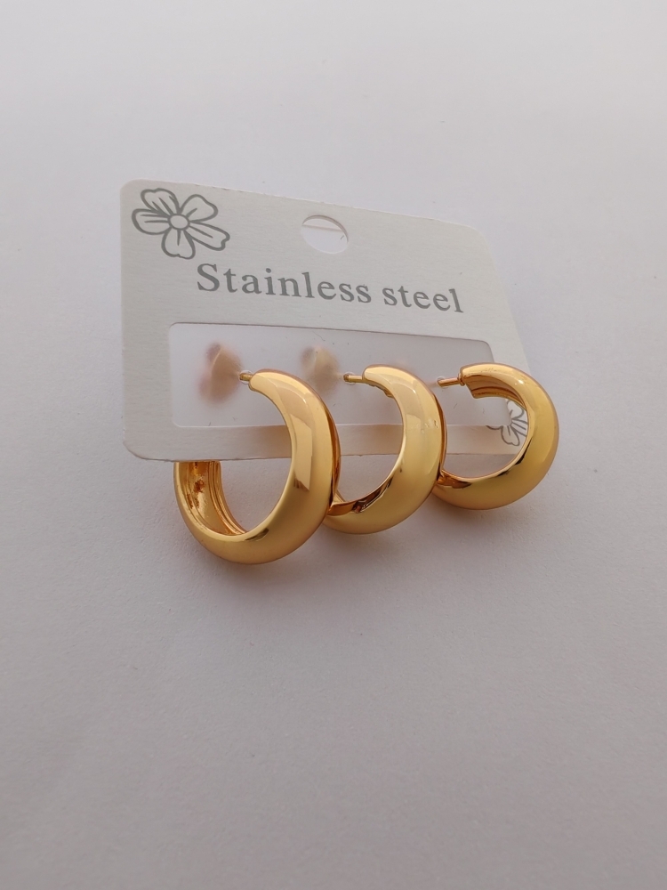 316L%20Paslanmaz%20Çelik%20Küpe%20–%20Kararma%20Yapmaz,%20Antialerjik%20Kadın%20Küpe