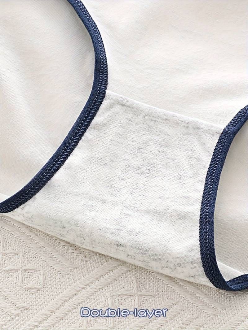 Genç%20Kız%20Desenli%20Pamuksu%20Yumuşak%20Külot