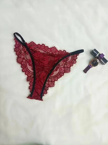 Dantel Detay Seksi İç Çamaşırı Seti